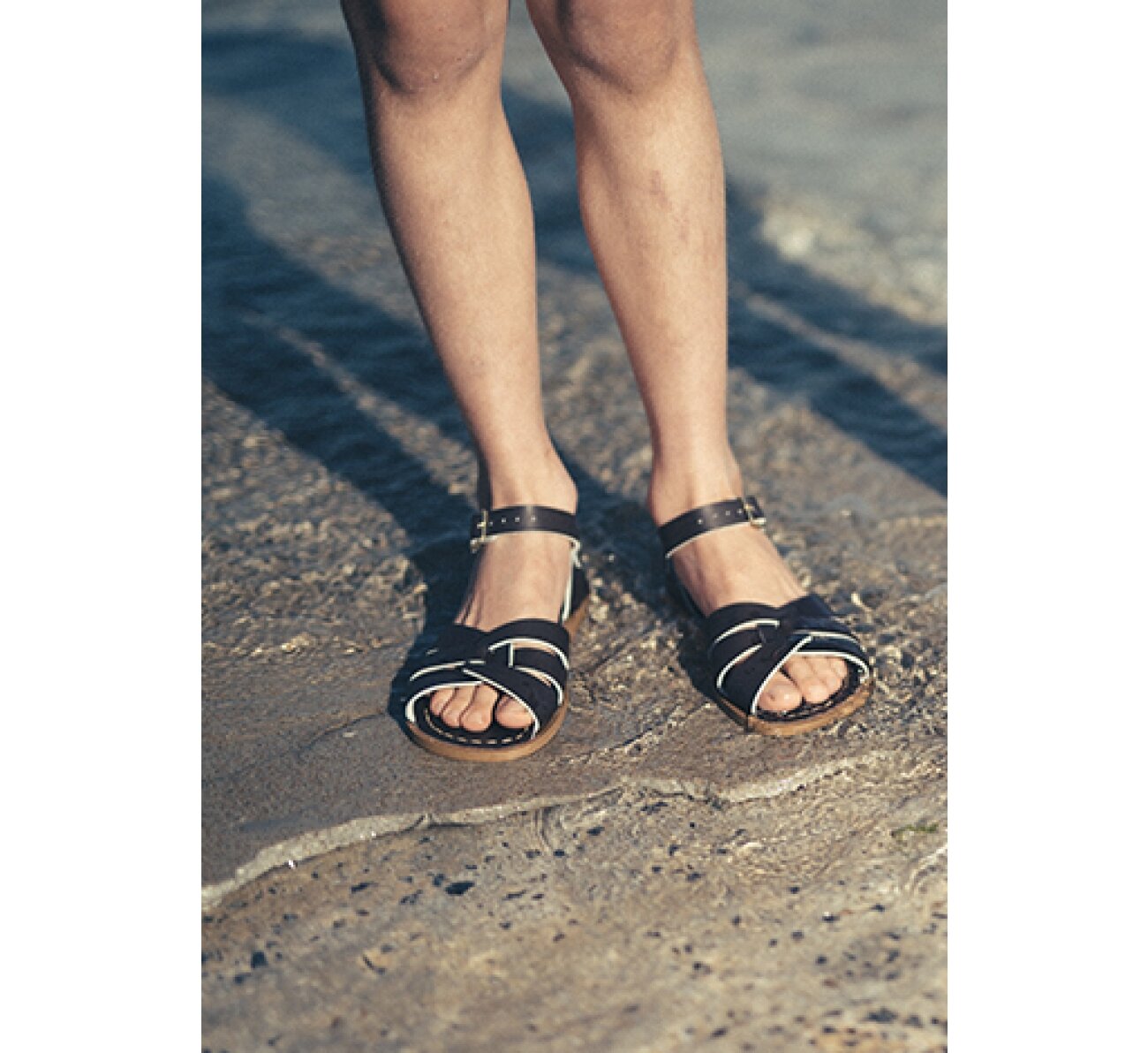 saltwater black sandals