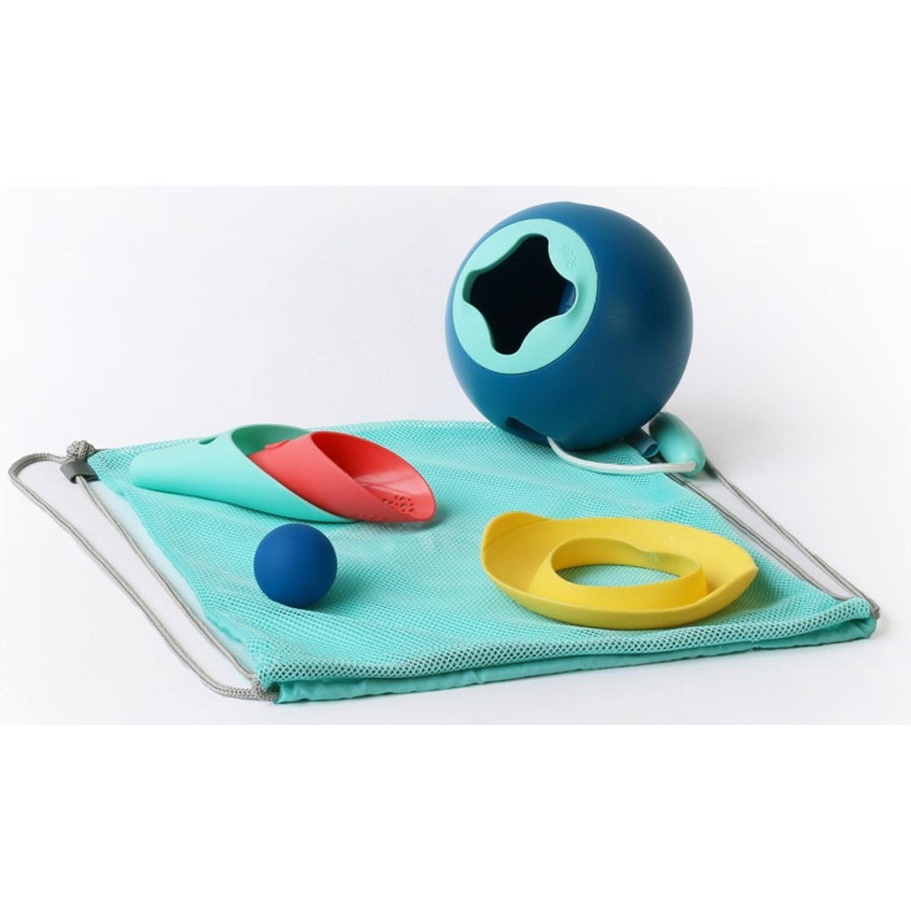 quut beach toys