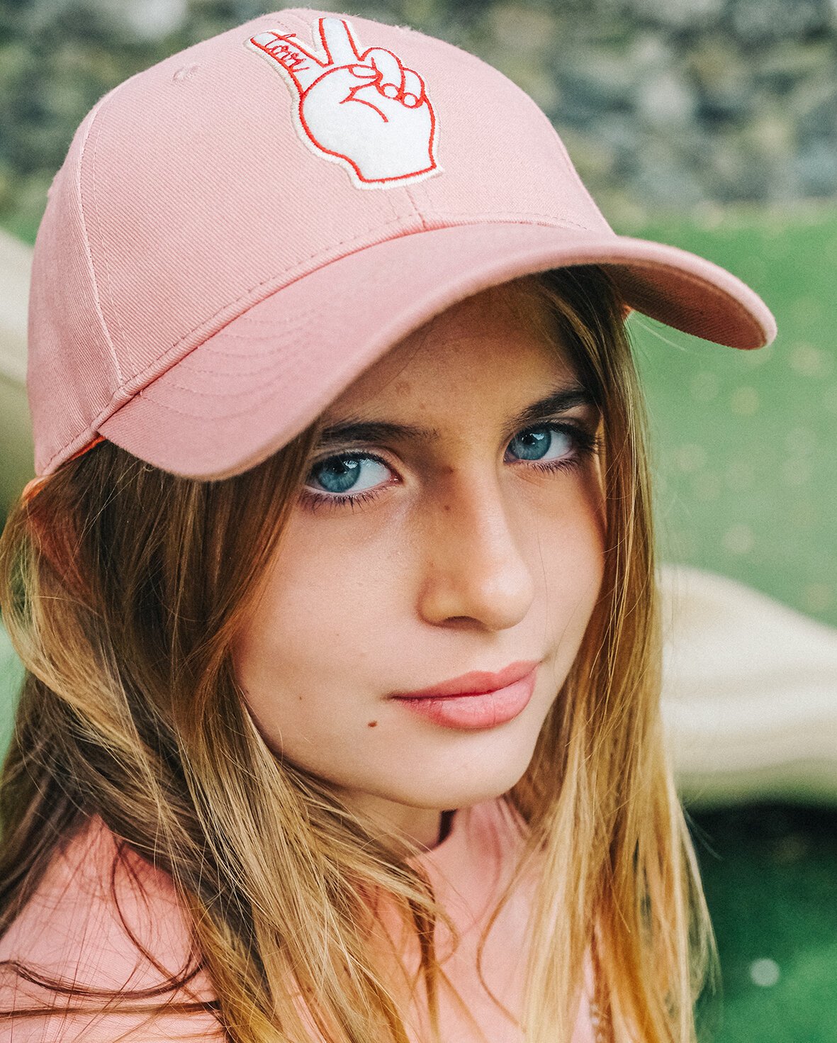 Love pink baseball sales cap