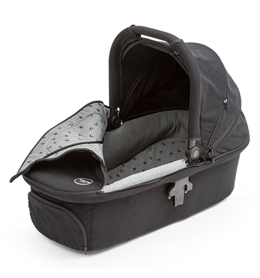 Edwards & co top oscar g3 pram