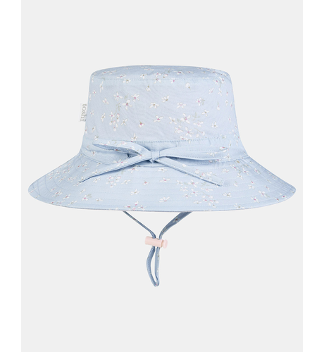 Toshi Sunhat Nina Dusk