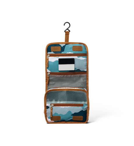 Crywolf Hanging Toiletry Bag - Mountain Road